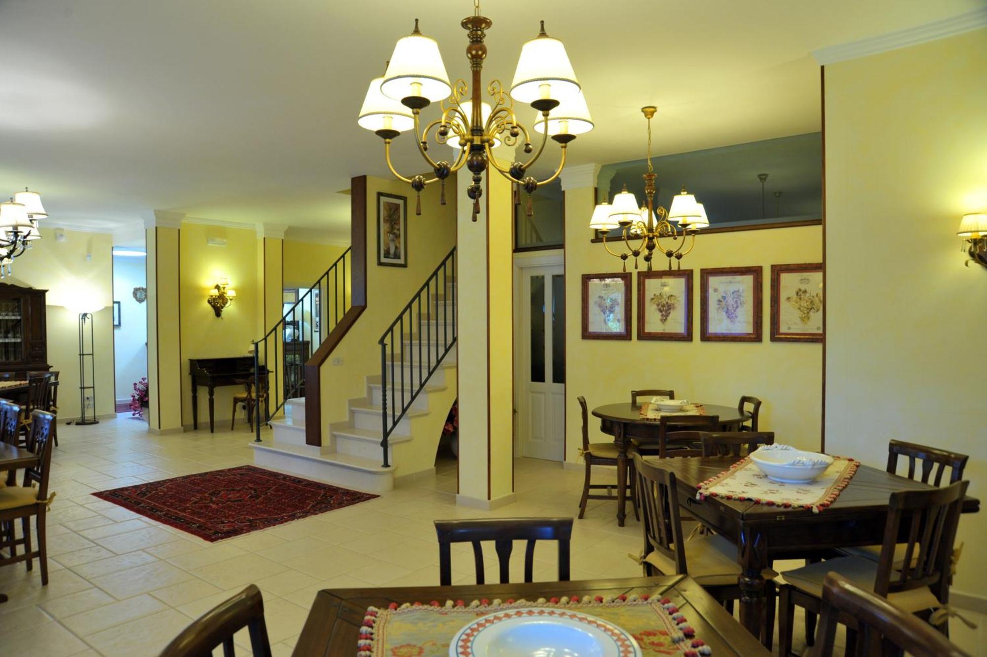 Relais Casabella Guest House มาร์ตินาฟรังกา ภายนอก รูปภาพ