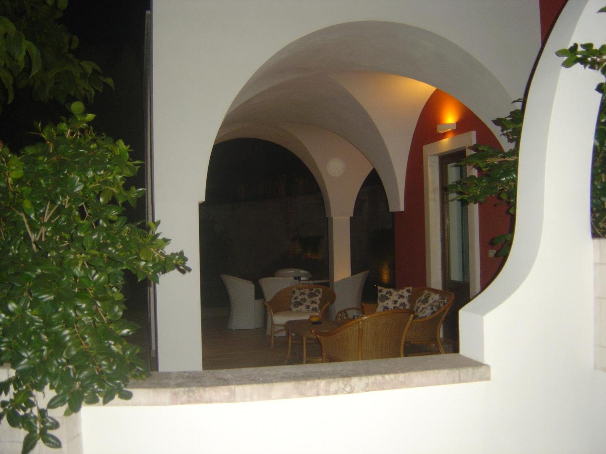 Relais Casabella Guest House มาร์ตินาฟรังกา ภายนอก รูปภาพ