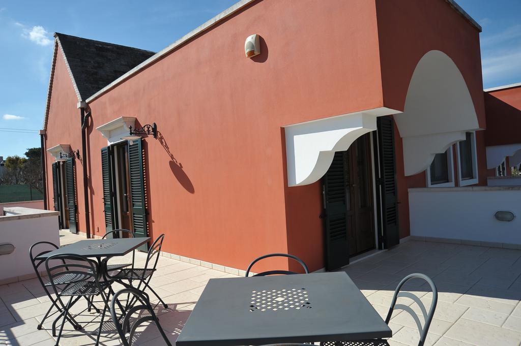 Relais Casabella Guest House มาร์ตินาฟรังกา ภายนอก รูปภาพ