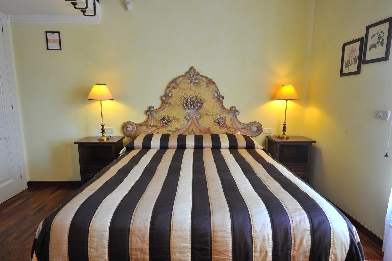 Relais Casabella Guest House มาร์ตินาฟรังกา ภายนอก รูปภาพ